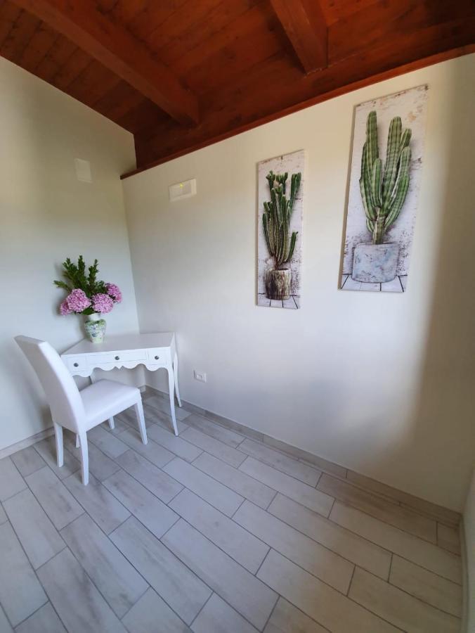 Colle Del Mirto Farm stay *