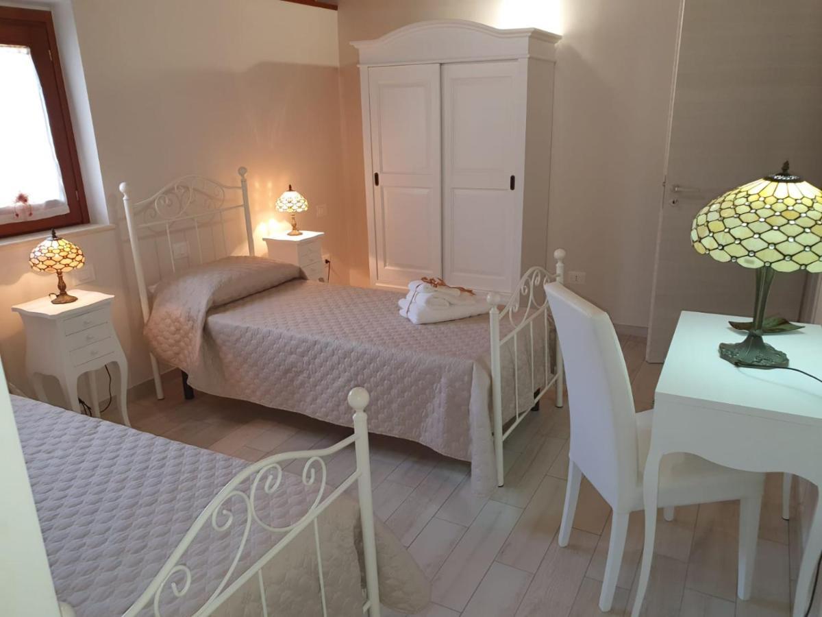 Farm stay Colle Del Mirto *